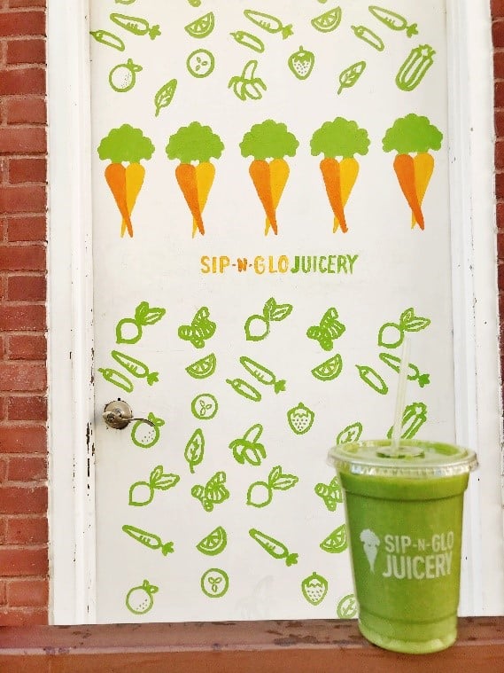 Sip-N-Glo serves healthy snacks in Philadelphia